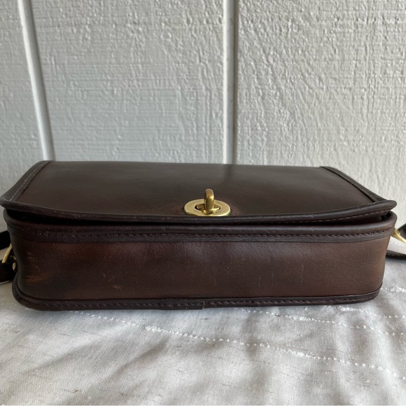 Coach Vintage No. 9755 Pocket Purse in Mahogany - Picture 7 of 12